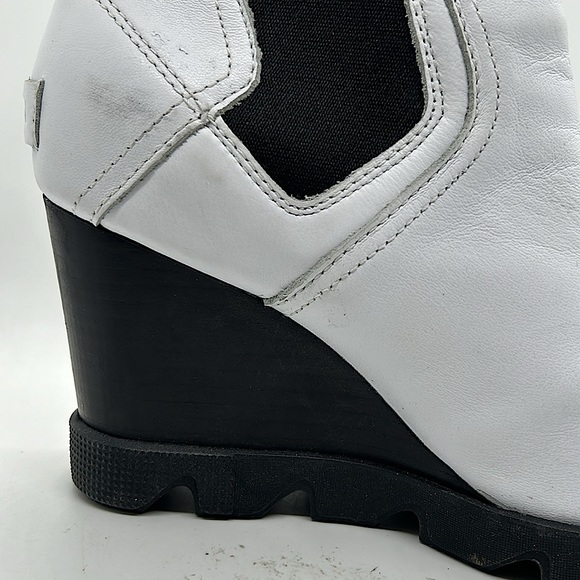 Sorel Joan Uptown Waterproof Leather Chelsea Ankle Boots Shoes **Size 7** 🌸🌸 - Picture 7 of 11